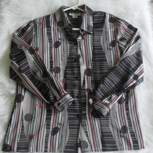 Joan Leslie Blouse - Picture 5 of 7